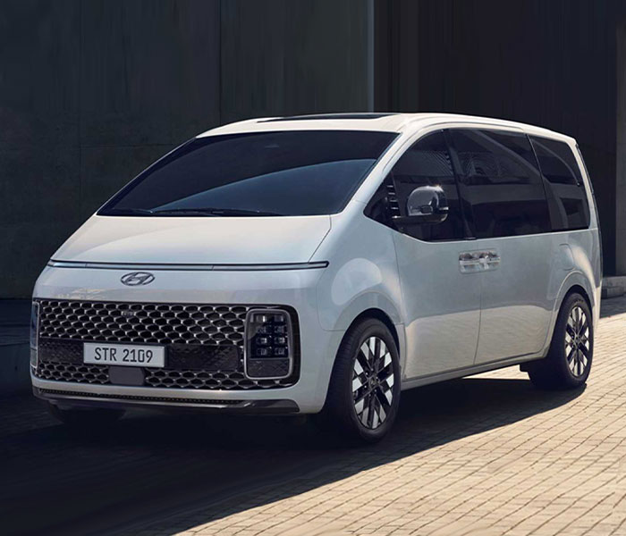 Hyundai Staria Ultimate 4WD